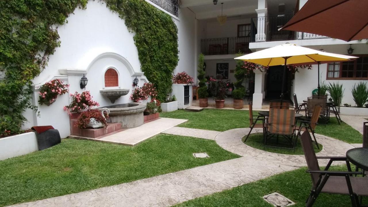 Ixkanul Antigua Hotel Exterior photo