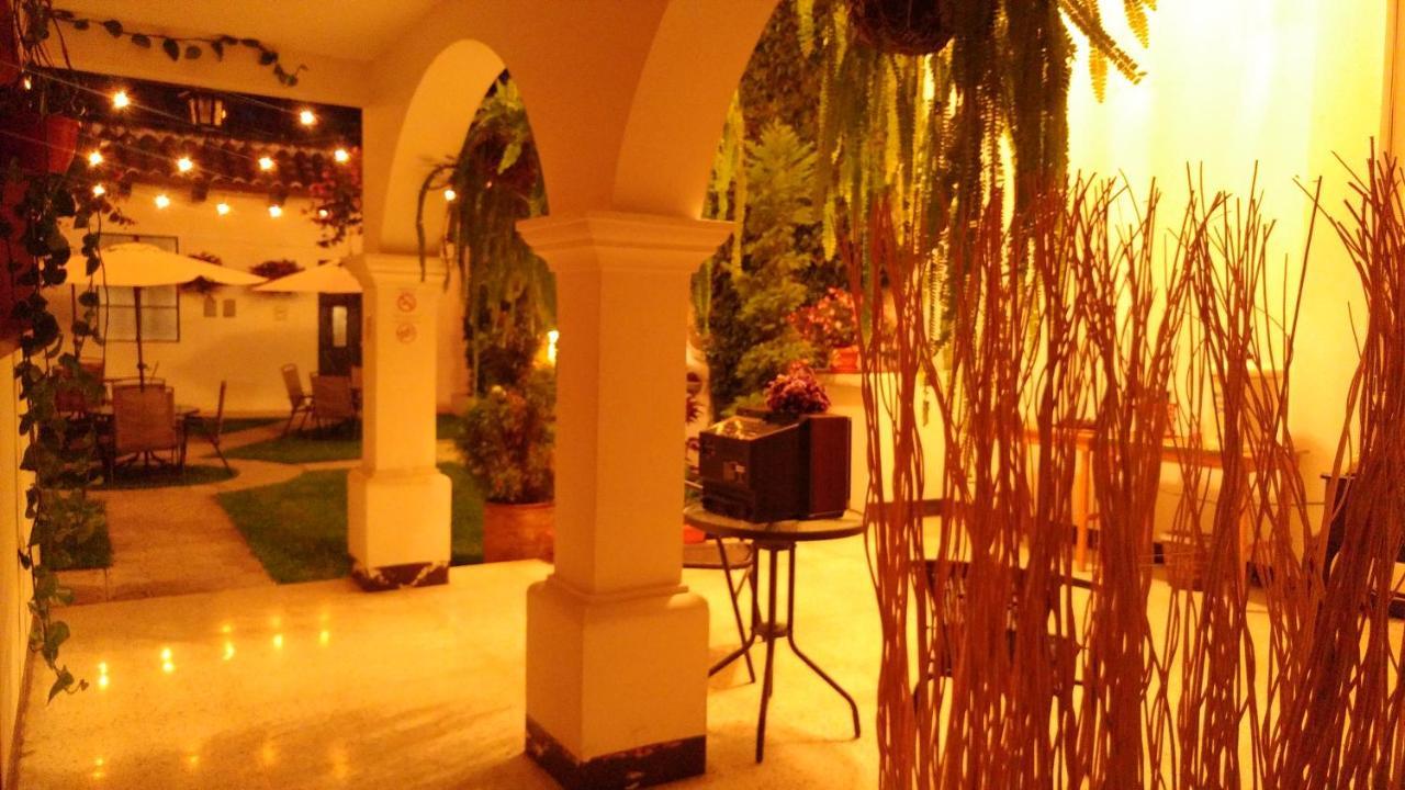 Ixkanul Antigua Hotel Exterior photo